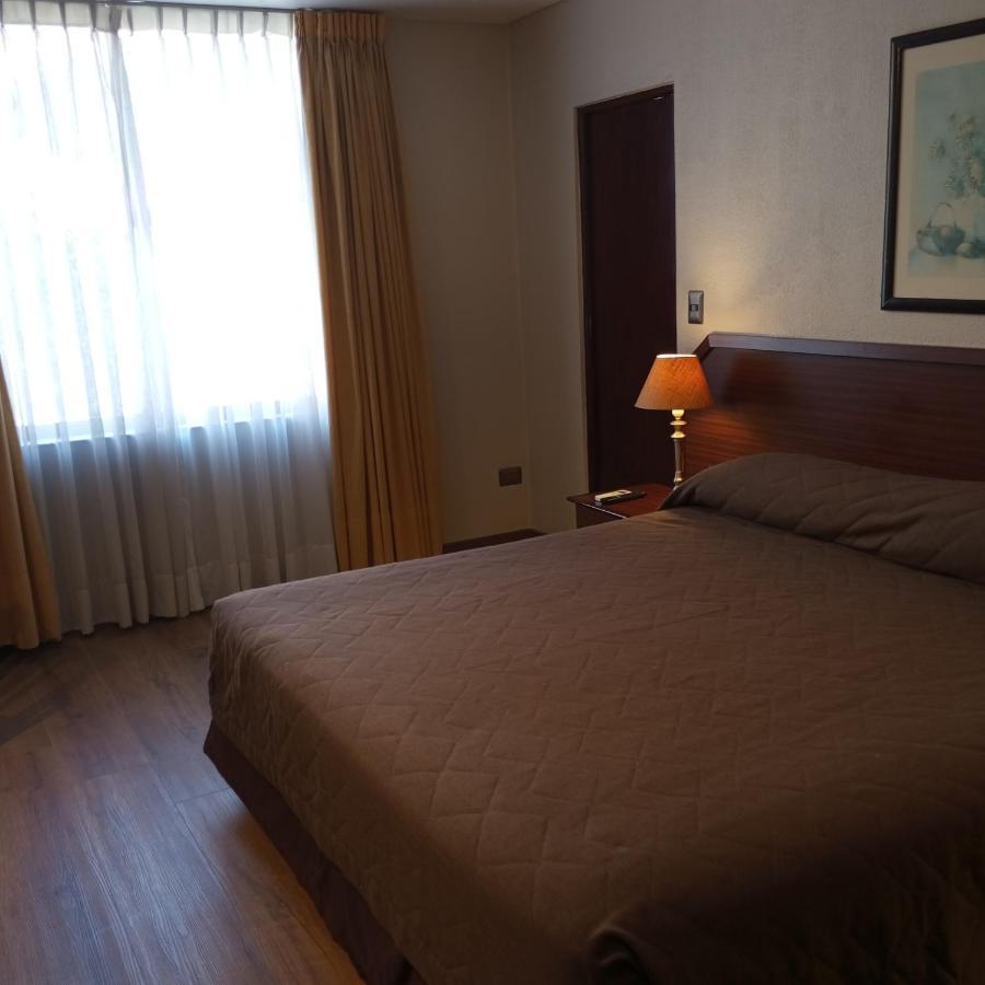 Hotel Alcala del Rio Santiago del Cile Esterno foto